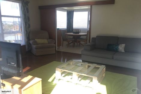 Photo of property in 30 Megan Avenue, Pakuranga Heights, Auckland, 2010