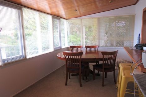 Photo of property in 20 Bridge Avenue, Te Atatu South, Auckland, 0610