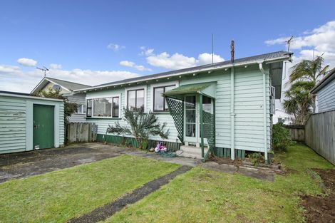 Photo of property in 3 Cooke Street, Avenues, Whangarei, 0110