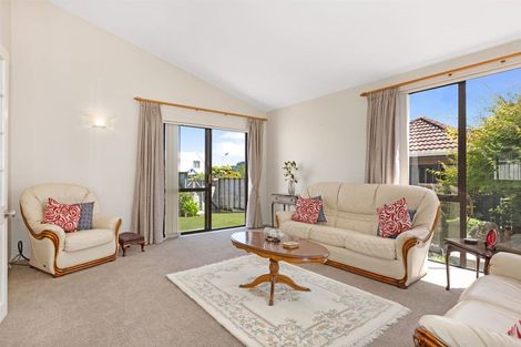Photo of property in 49 James Cook Drive, Whitby, Porirua, 5024
