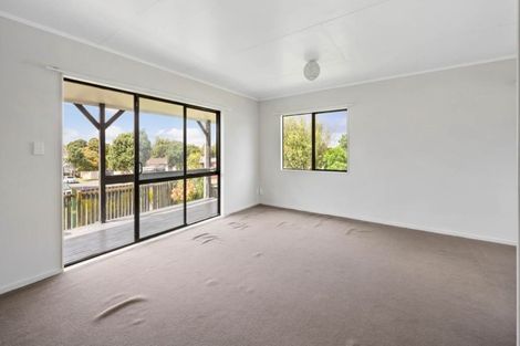 Photo of property in 87 Palmers Road, Clendon Park, Auckland, 2103