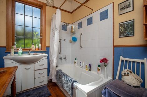Photo of property in 106-108 Rawhiti Road, Pukerua Bay, 5026