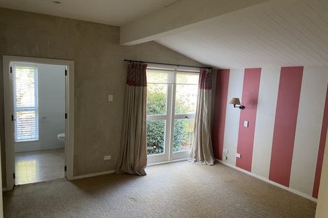 Photo of property in 2 Saint Leonards Road, Hauraki, Auckland, 0622