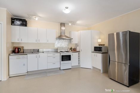 Photo of property in 32 Shirley Street, Karori, Wellington, 6012