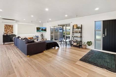 Photo of property in 233a Point Wells Road, Point Wells, 0986