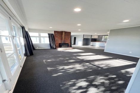 Photo of property in 2 Robert Street, Otatara, Invercargill, 9879