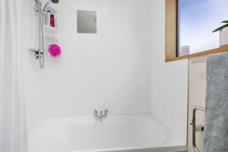 Photo of property in 113 Avonhead Road, Avonhead, Christchurch, 8042