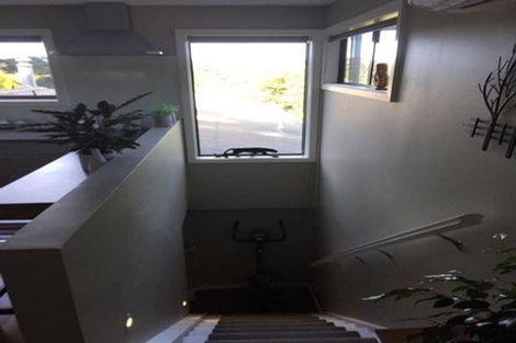 Photo of property in 51 Tainui Road, Titirangi, Auckland, 0604