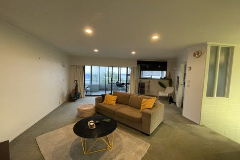 Photo of property in 64 Island Bay Road, Beach Haven, Auckland, 0626