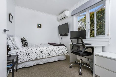 Photo of property in 63 Knights Road, Rothesay Bay, Auckland, 0630