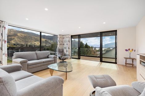 Photo of property in 46b Dungarvon Street, Wanaka, 9305