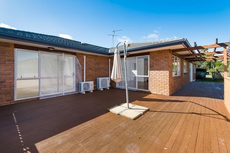 Photo of property in 10 Darimouth Place, Albany, Auckland, 0632