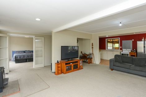 Photo of property in 6 Watts Street, Waipawa, 4210