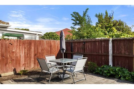 Photo of property in 2/3 Ravenna Street, Avonhead, Christchurch, 8042