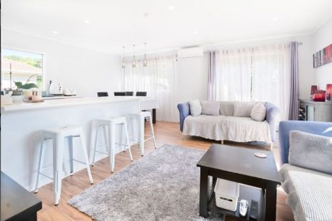 Photo of property in 106 Spinella Drive, Bayview, Auckland, 0629