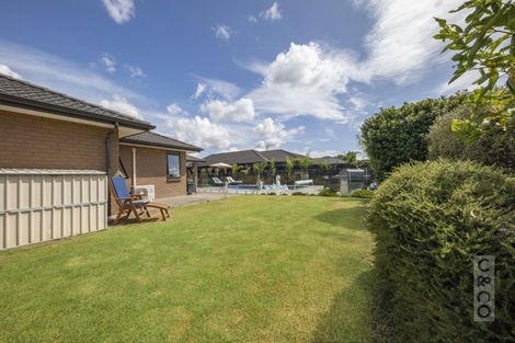 Photo of property in 11 Pohutukawa Parade, Riverhead, 0820