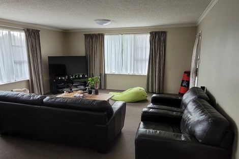 Photo of property in 14 Resolution Place, Bryndwr, Christchurch, 8053