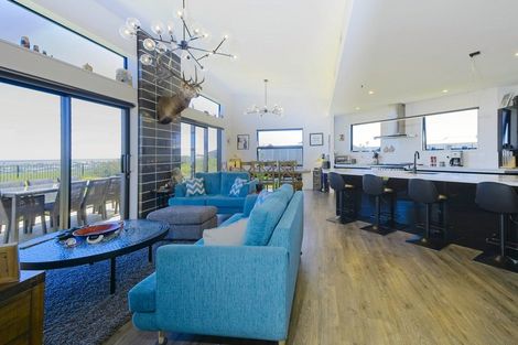 Photo of property in 8 Racecourse Terrace Rise, Hokitika, 7882