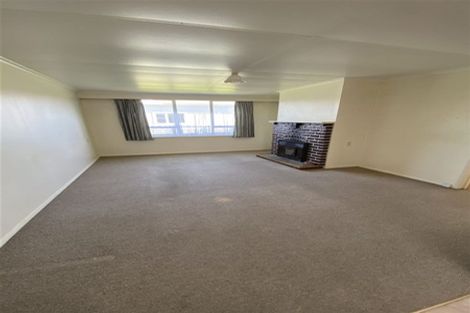 Photo of property in 15 Cole Street, Dannevirke, 4930