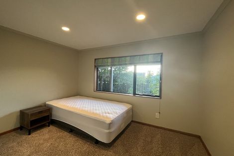 Photo of property in 15 Del Mar Place, Merrilands, New Plymouth, 4312