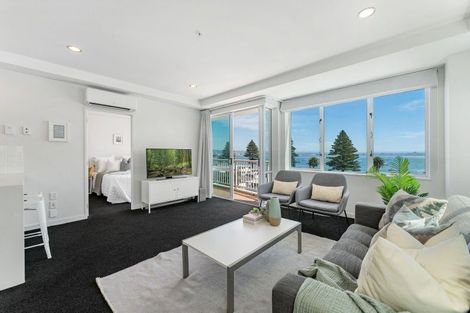Photo of property in 27/12 Maunganui Road, Mount Maunganui, 3116