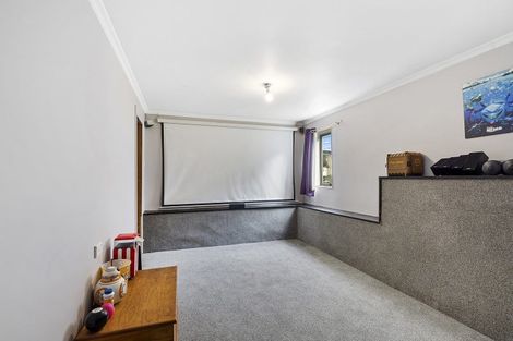 Photo of property in 16 Owhiti Street, Titahi Bay, Porirua, 5022