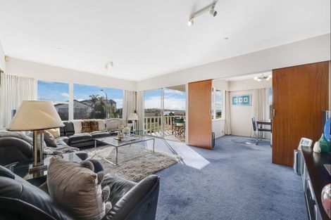 Photo of property in 8 Fielding Crescent, Farm Cove, Auckland, 2012