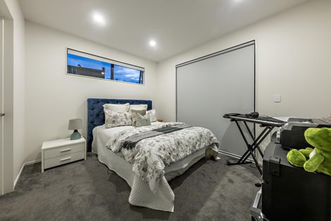 Photo of property in 23 Riroriro Road, Hobsonville, Auckland, 0616