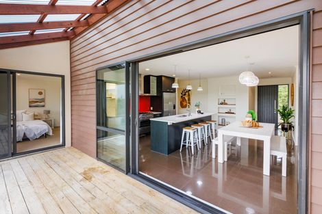 Photo of property in 71 County Heights Drive, Aokautere, Palmerston North, 4471