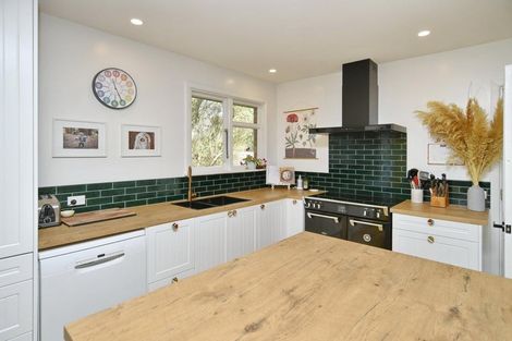 Photo of property in 95a Clarendon Terrace, Woolston, Christchurch, 8023