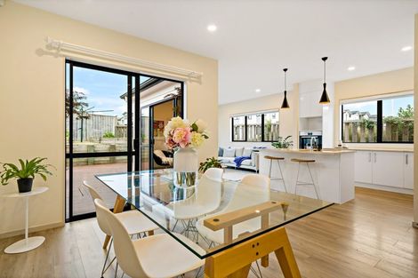 Photo of property in 70 Kano Way, Hobsonville, Auckland, 0616