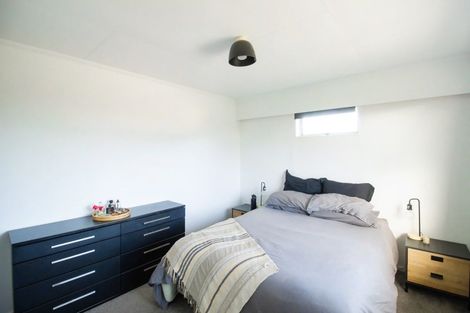 Photo of property in 32 Palliser Place, Milson, Palmerston North, 4414
