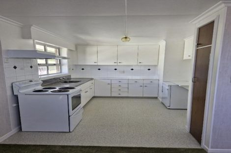 Photo of property in 20 Alberta Road, Glen Avon, New Plymouth, 4312