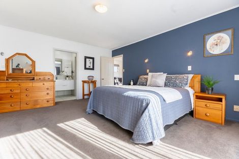 Photo of property in 51-53 Tennis Court Road, Raumati South, Paraparaumu, 5032