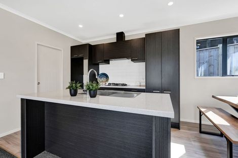 Photo of property in 40d Dillon Drive, Bell Block, New Plymouth, 4312