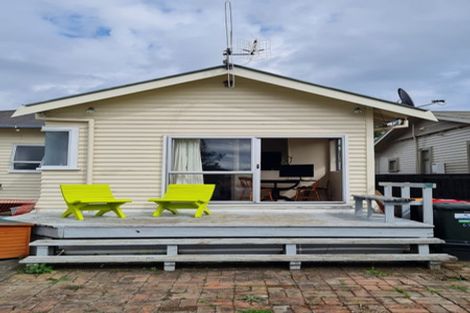 Photo of property in 47 Burns Avenue, Takaro, Palmerston North, 4412