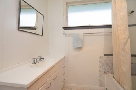 Photo of property in 74 Fairs Road, Milson, Palmerston North, 4414