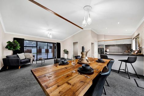 Photo of property in 121 Mercade Close, Stratford, 4332