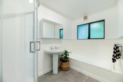 Photo of property in 9 Maungawhare Place, Otumoetai, Tauranga, 3110