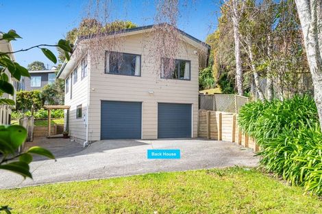 Photo of property in 11 Felicity Place, Unsworth Heights, Auckland, 0632