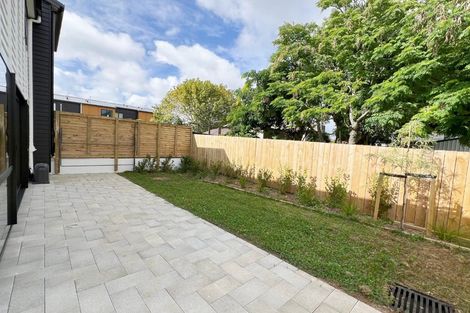 Photo of property in 18 Whati Lane, Henderson, Auckland, 0612