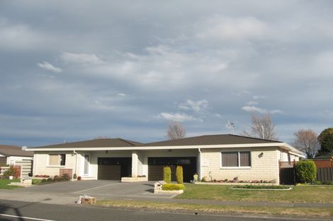 Photo of property in 21 Whiting Crescent, Greenmeadows, Napier, 4112