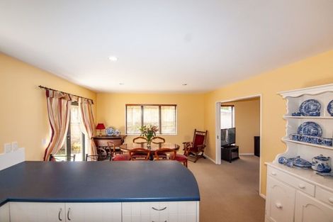 Photo of property in 37b Waverton Terrace, Churton Park, Wellington, 6037