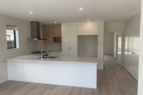 Photo of property in 82 Katikati Drive, Manurewa, Auckland, 2102