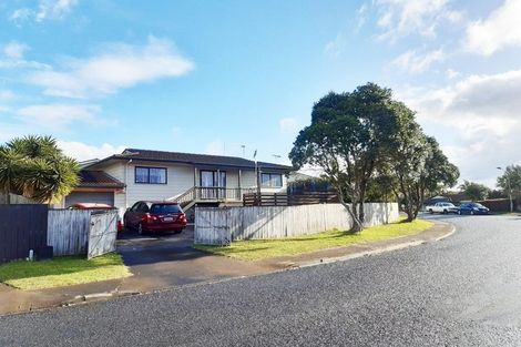 Photo of property in 6 Katrina Place, Massey, Auckland, 0614