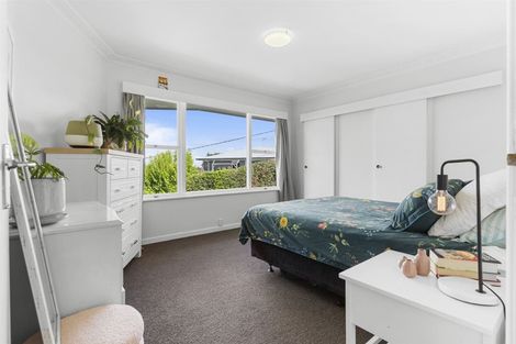 Photo of property in 19 Mcclintock Road, Massey, Auckland, 0614