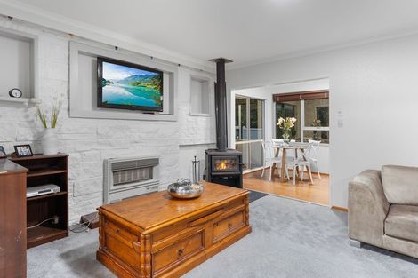 Photo of property in 6 Lindale Grove, Waikanae Beach, Waikanae, 5036