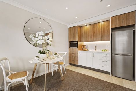 Photo of property in 4/30 Ambassador Glade, Orewa, 0931