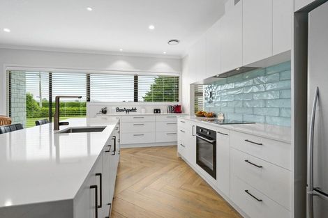 Photo of property in 99 Peake Road, Cambridge, 3493