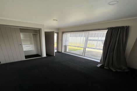Photo of property in 69 Walworth Avenue, Pakuranga Heights, Auckland, 2010